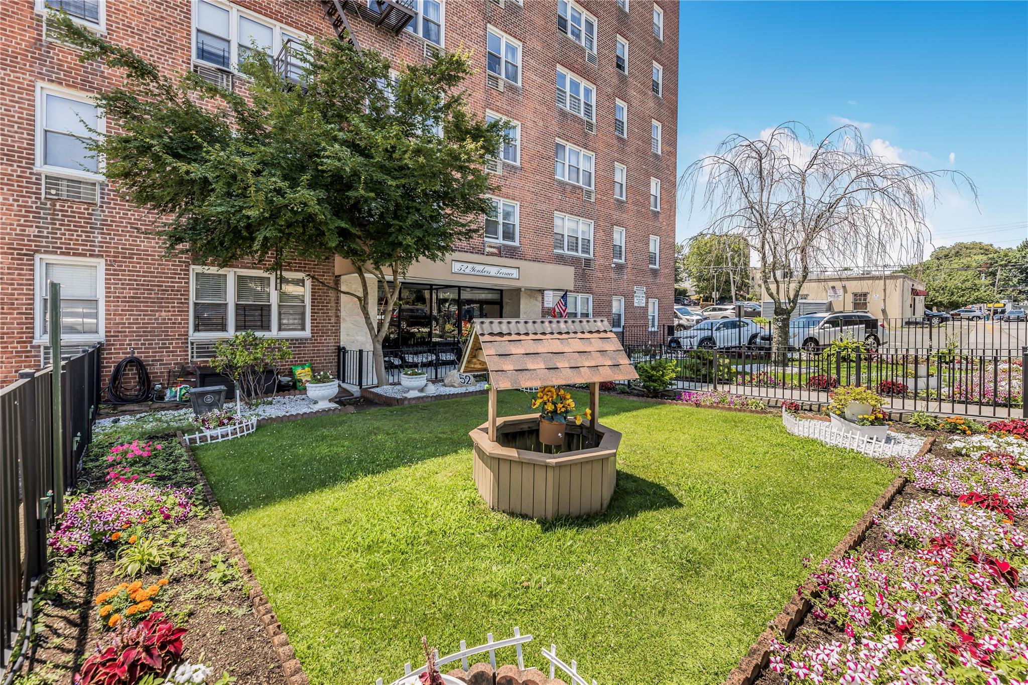 52 Yonkers Terrace # 2E, Yonkers, NY 10704