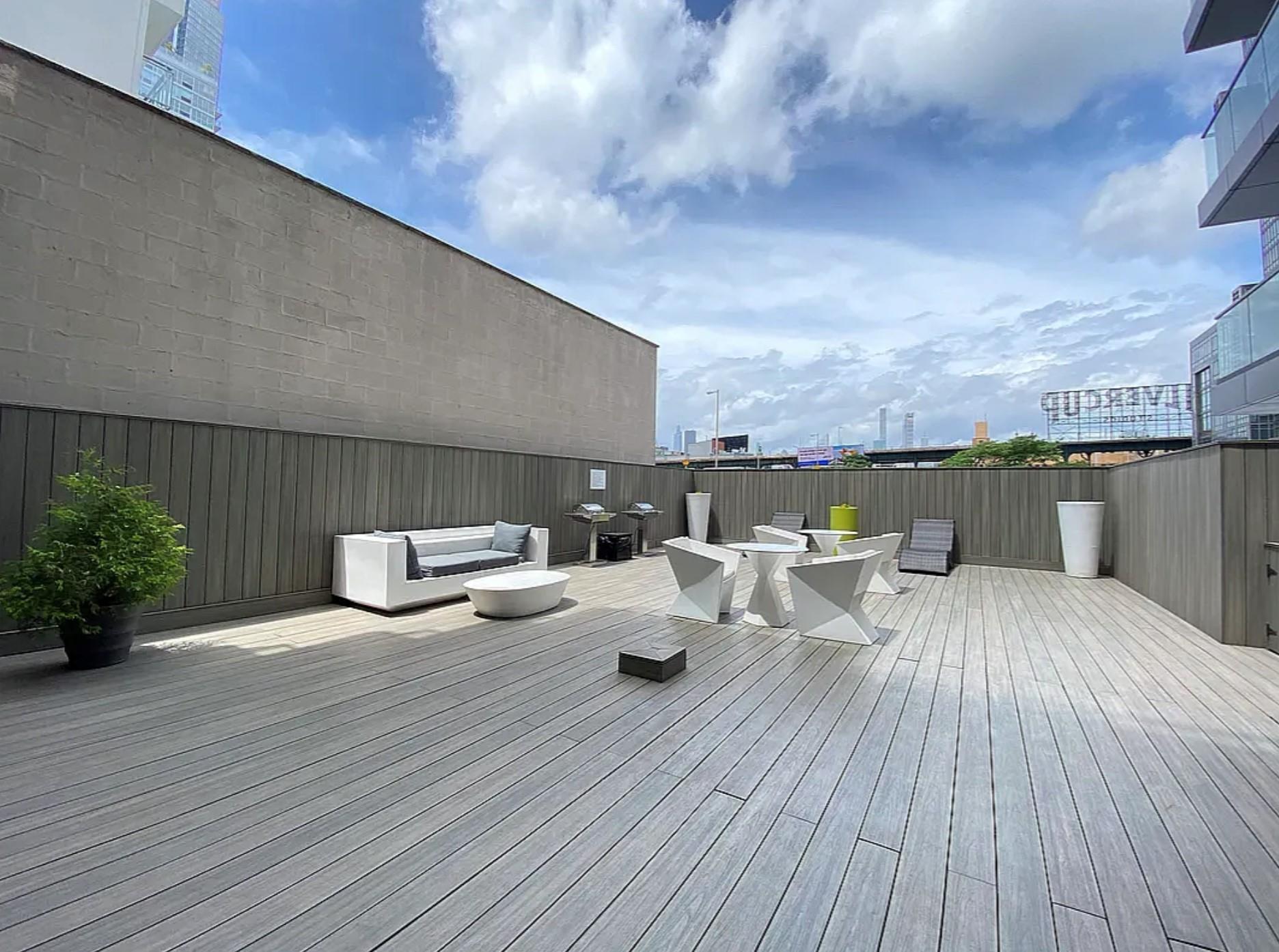 2412 42nd Road # 3E, Long Island City, NY 11101