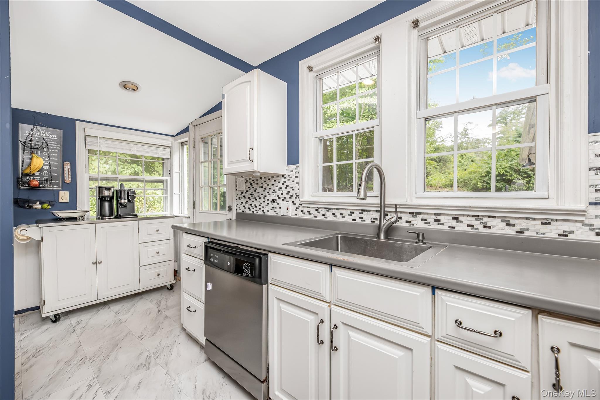 5 Cross Road, Putnam Valley, NY 10579