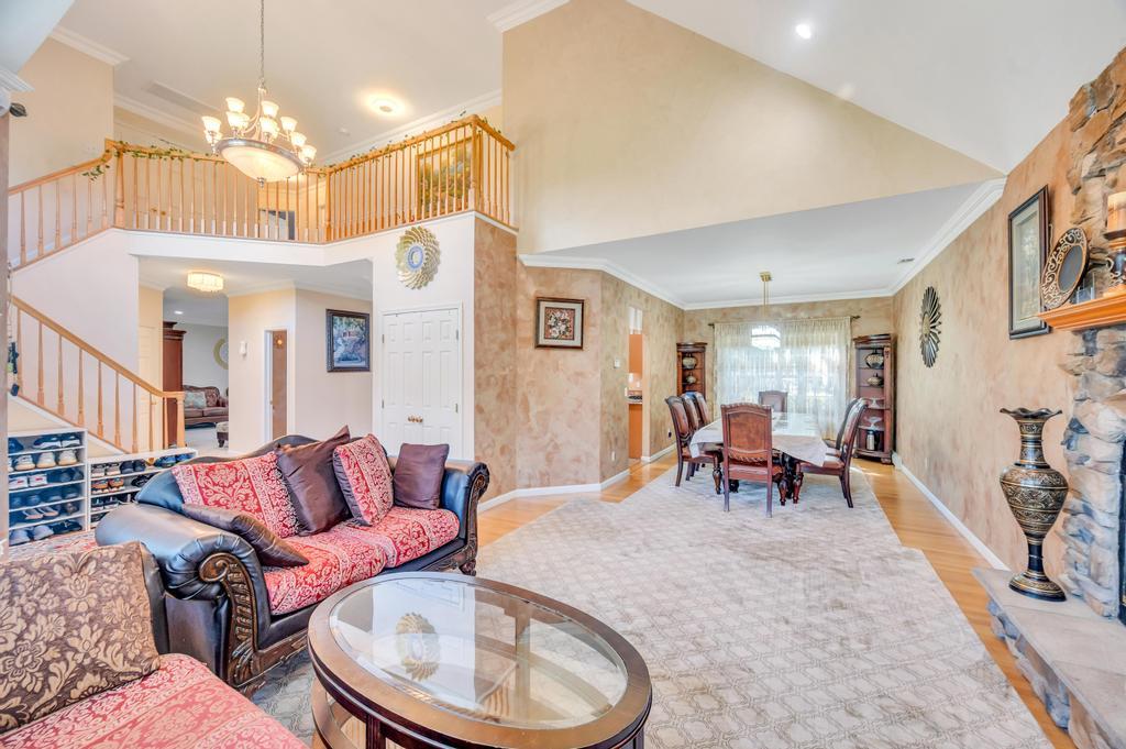 17 Mercer Street, Port Jefferson Station, NY 11776