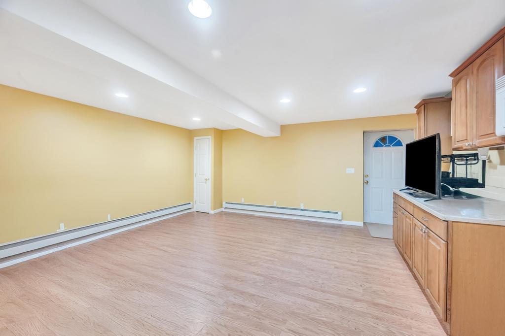 17 Mercer Street, Port Jefferson Station, NY 11776