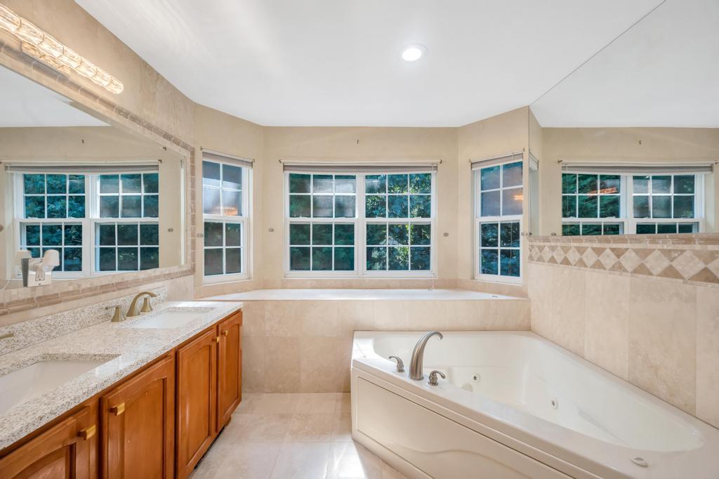 17 Mercer Street, Port Jefferson Station, NY 11776