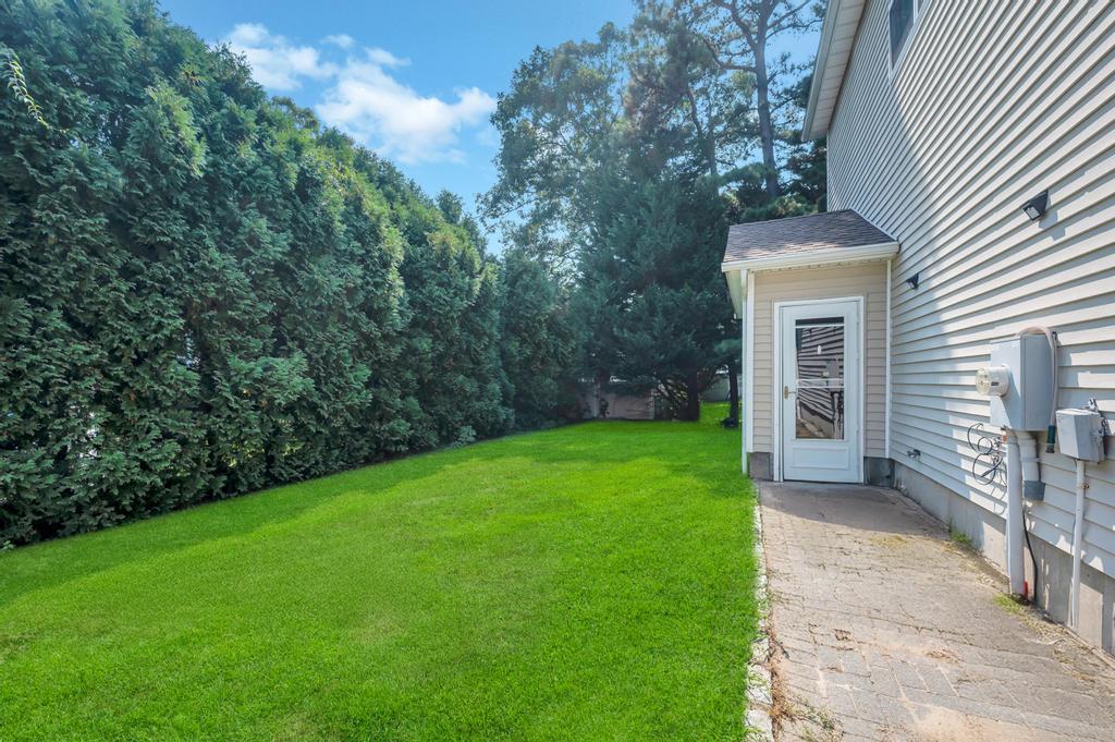 17 Mercer Street, Port Jefferson Station, NY 11776