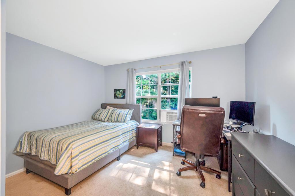 17 Mercer Street, Port Jefferson Station, NY 11776