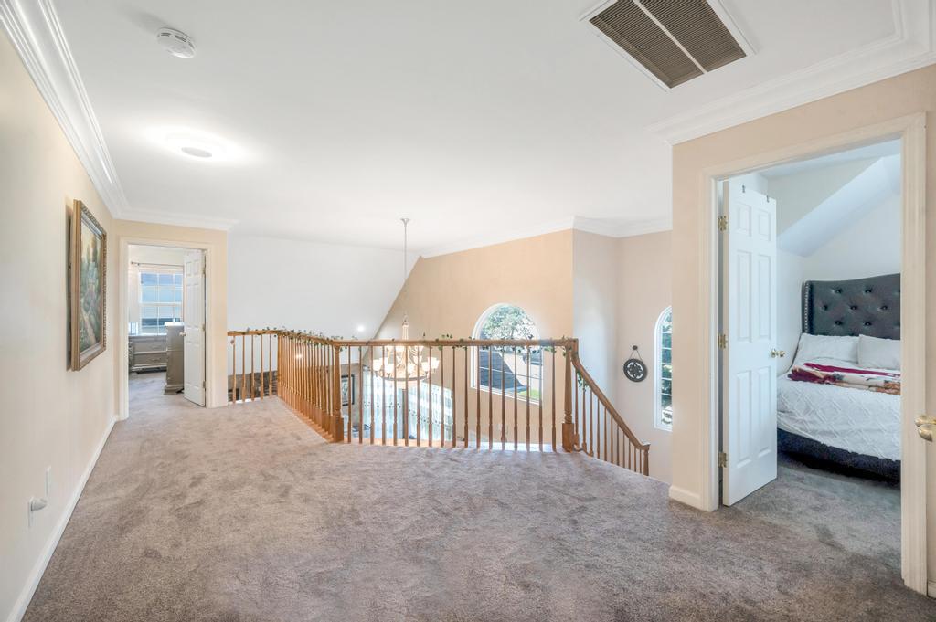 17 Mercer Street, Port Jefferson Station, NY 11776