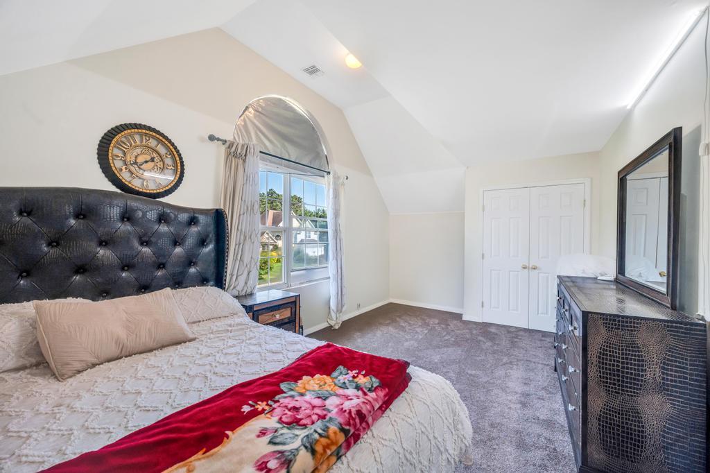 17 Mercer Street, Port Jefferson Station, NY 11776