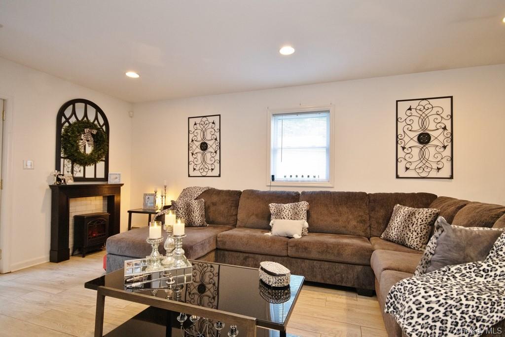 27 Forshee Street, Monroe, NY 10950