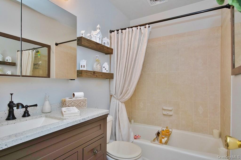 27 Forshee Street, Monroe, NY 10950