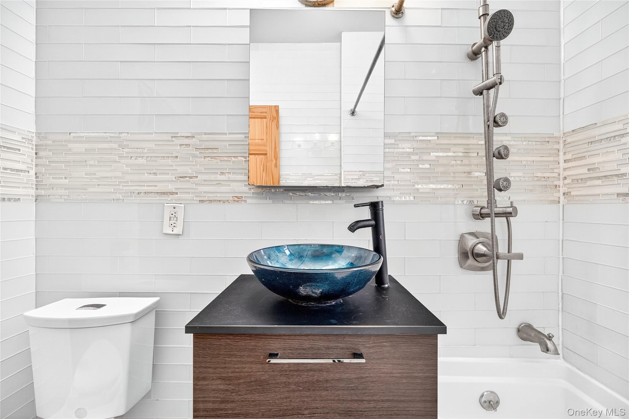 2400 Davidson Avenue # A2, Bronx, NY 10468