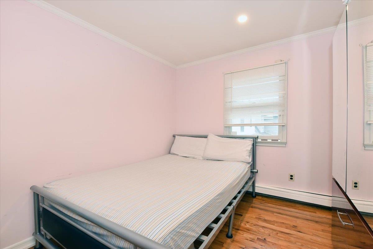 23 Monroe Street, Franklin Square, NY 11010