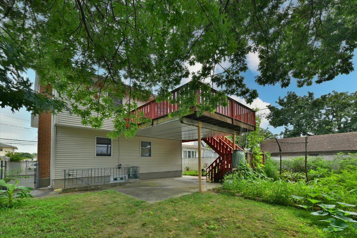 23 Monroe Street, Franklin Square, NY 11010