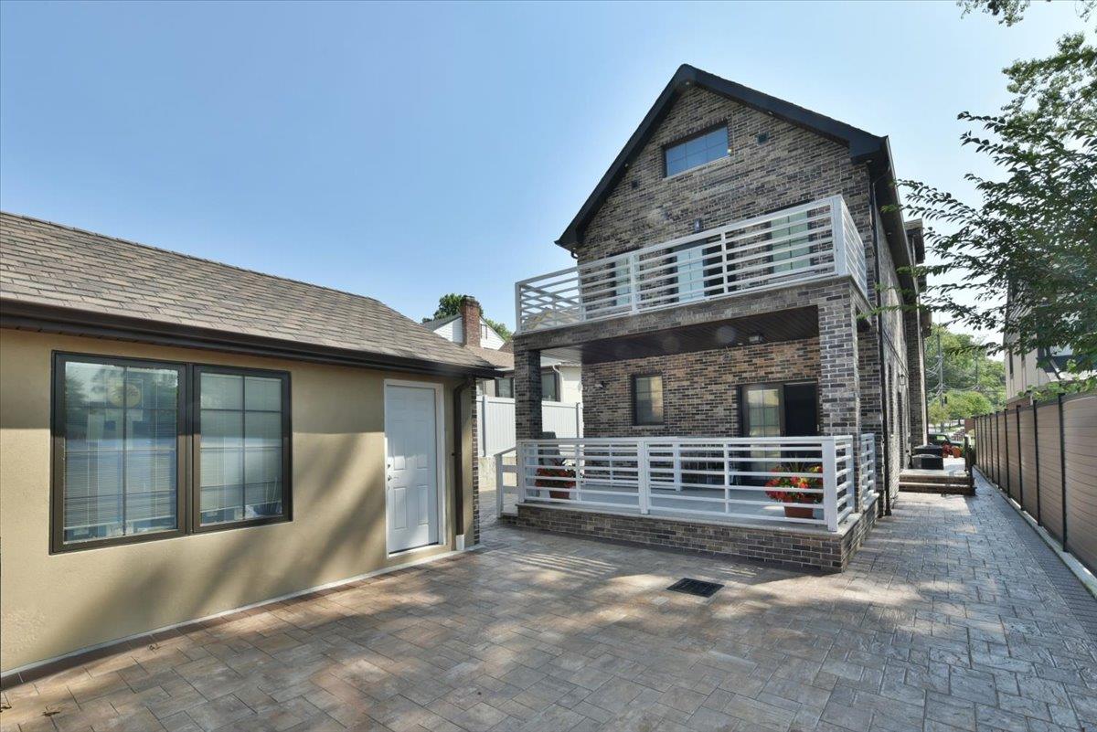 86-22 Somerset Street, Jamaica Estates, NY 11432