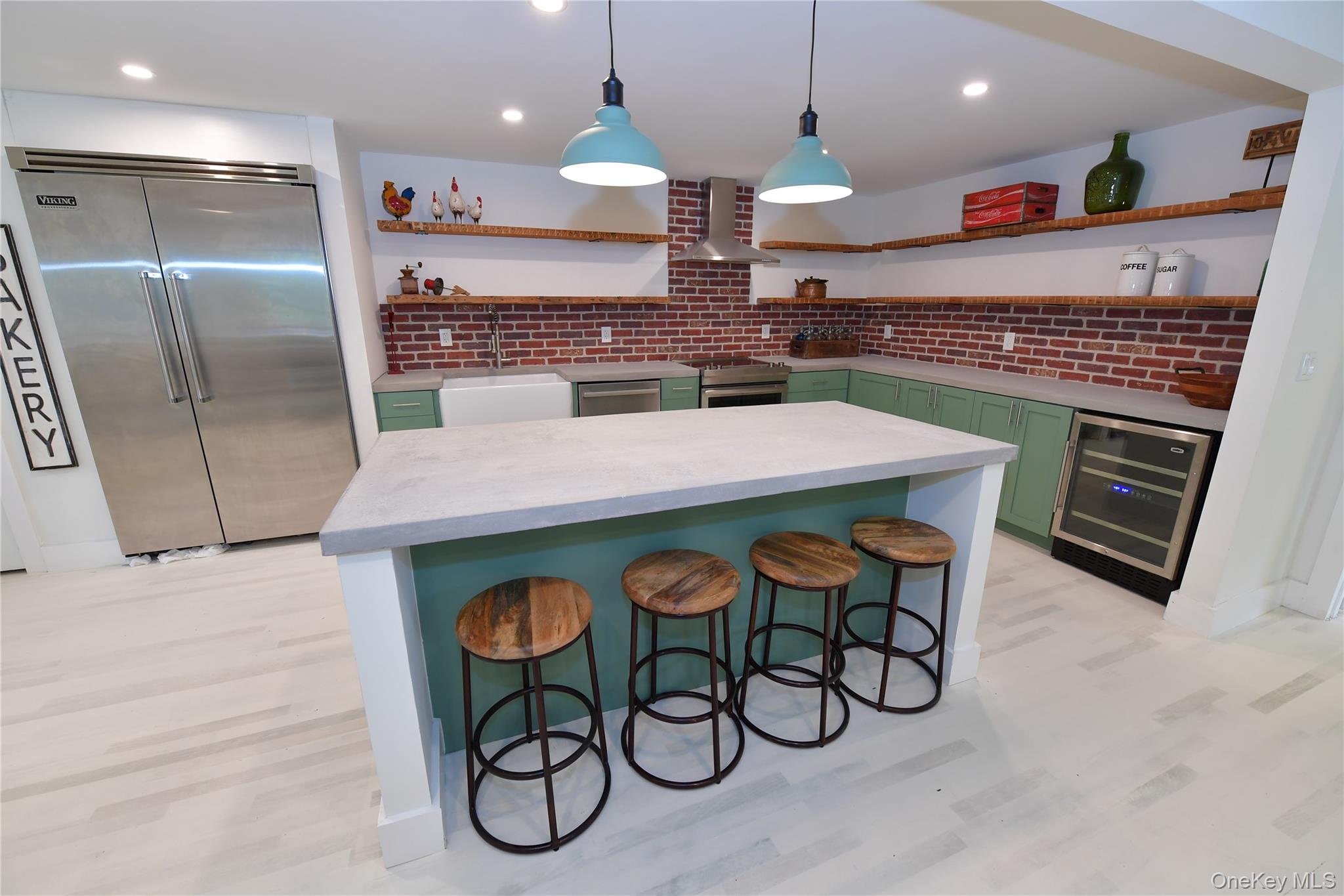 47 Waterbury Road, Warwick, NY 10990