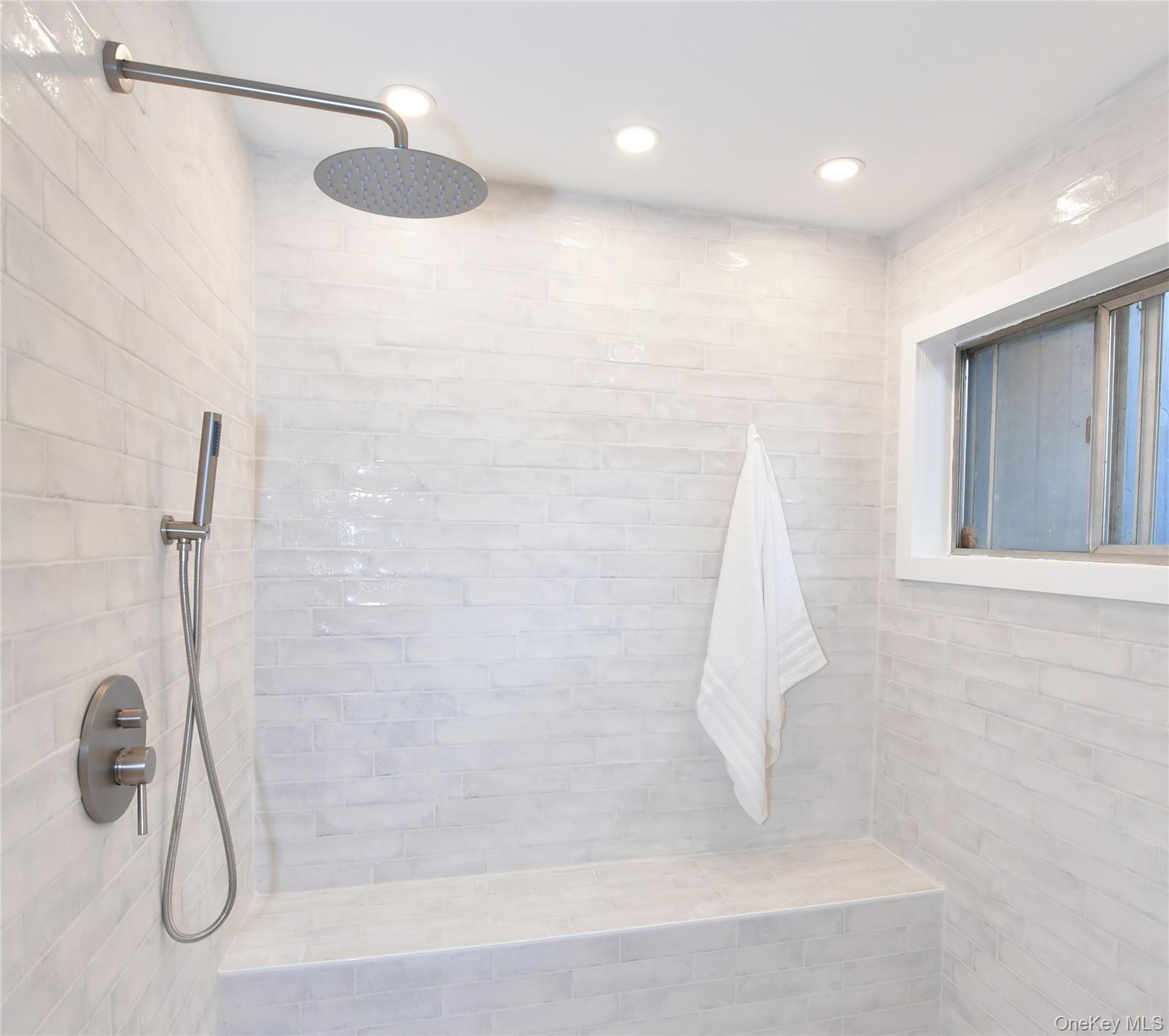 47 Waterbury Road, Warwick, NY 10990