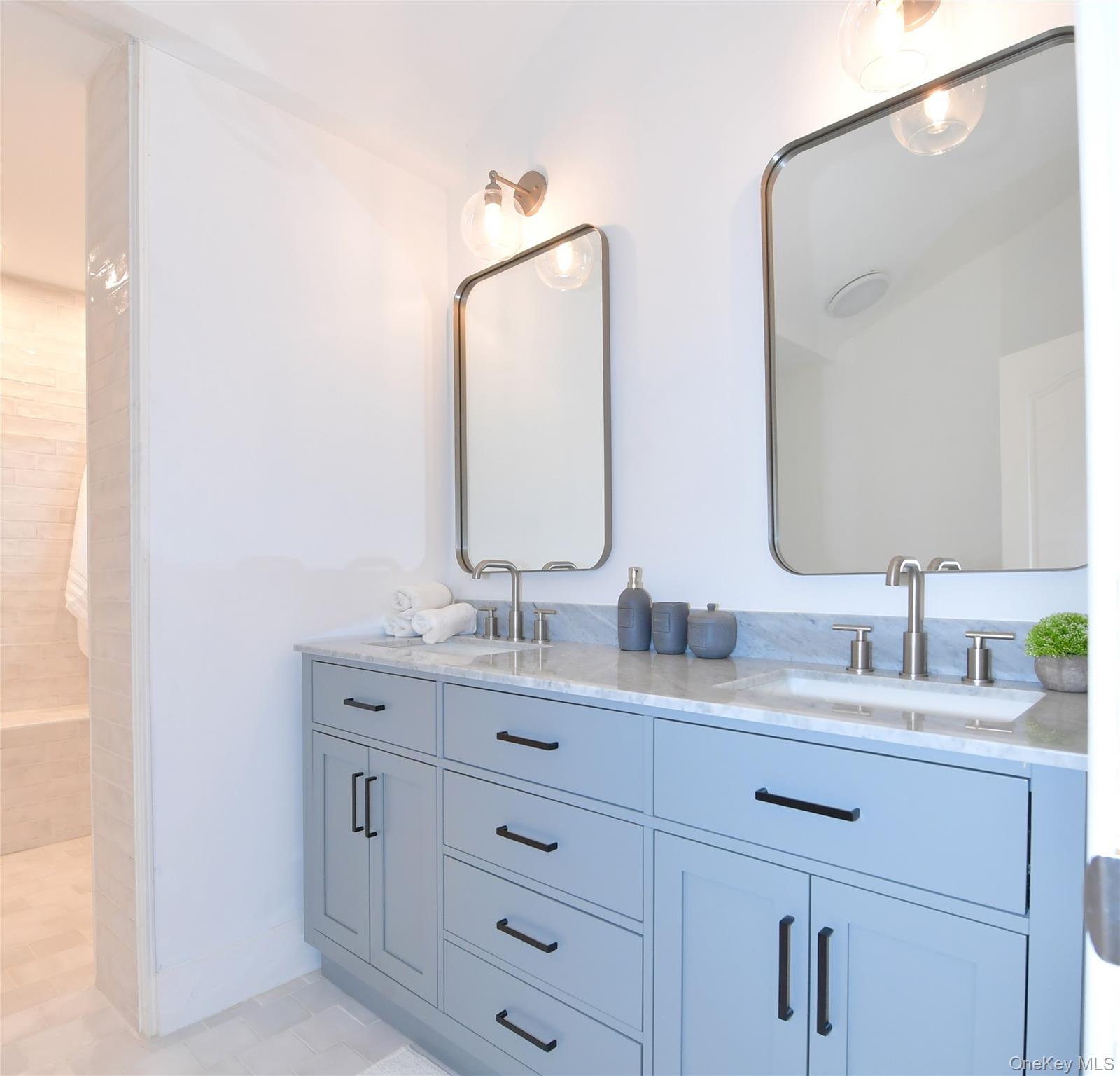 47 Waterbury Road, Warwick, NY 10990