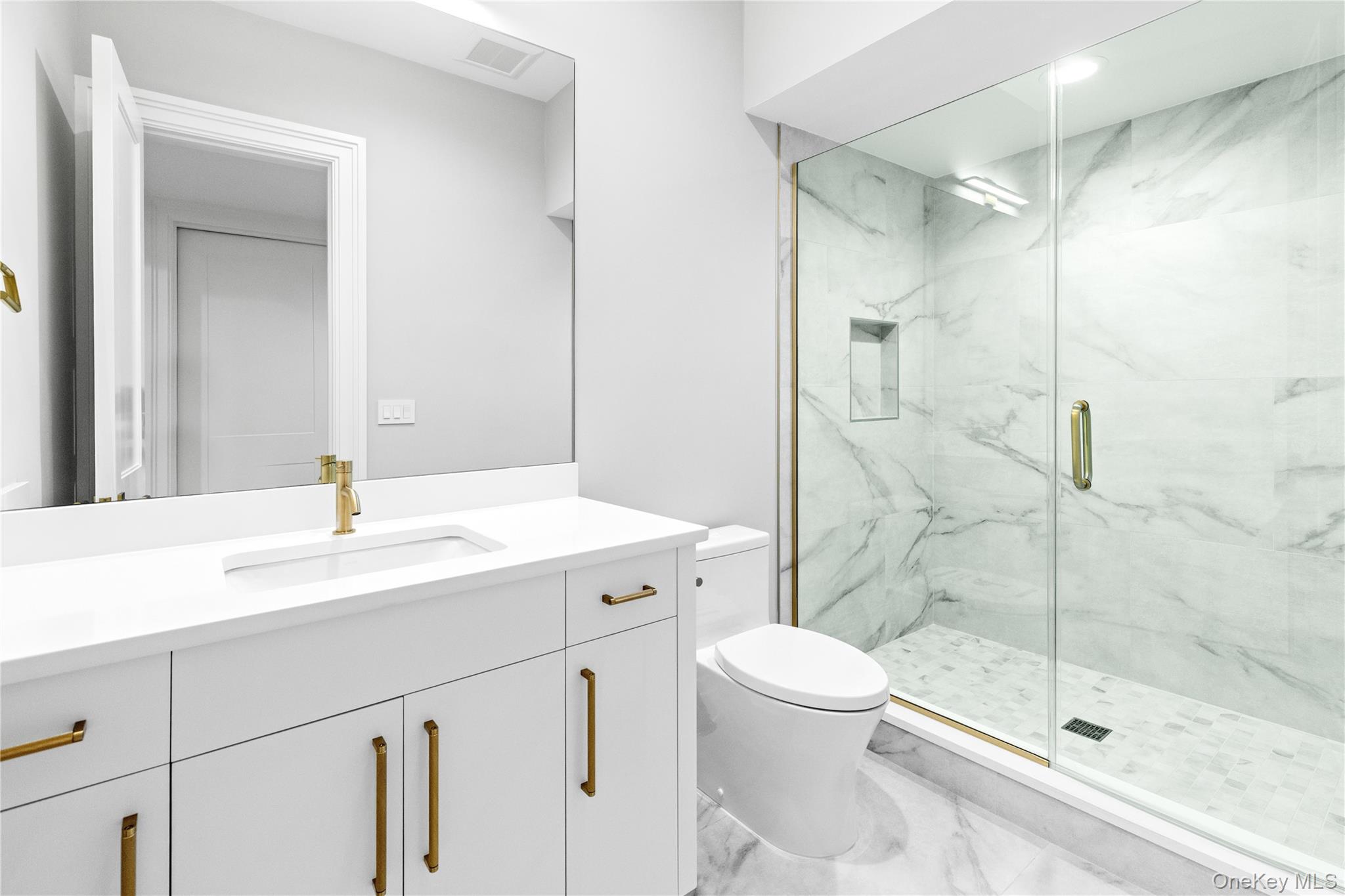 21 Cedar Lane, Remsenburg, NY 11960