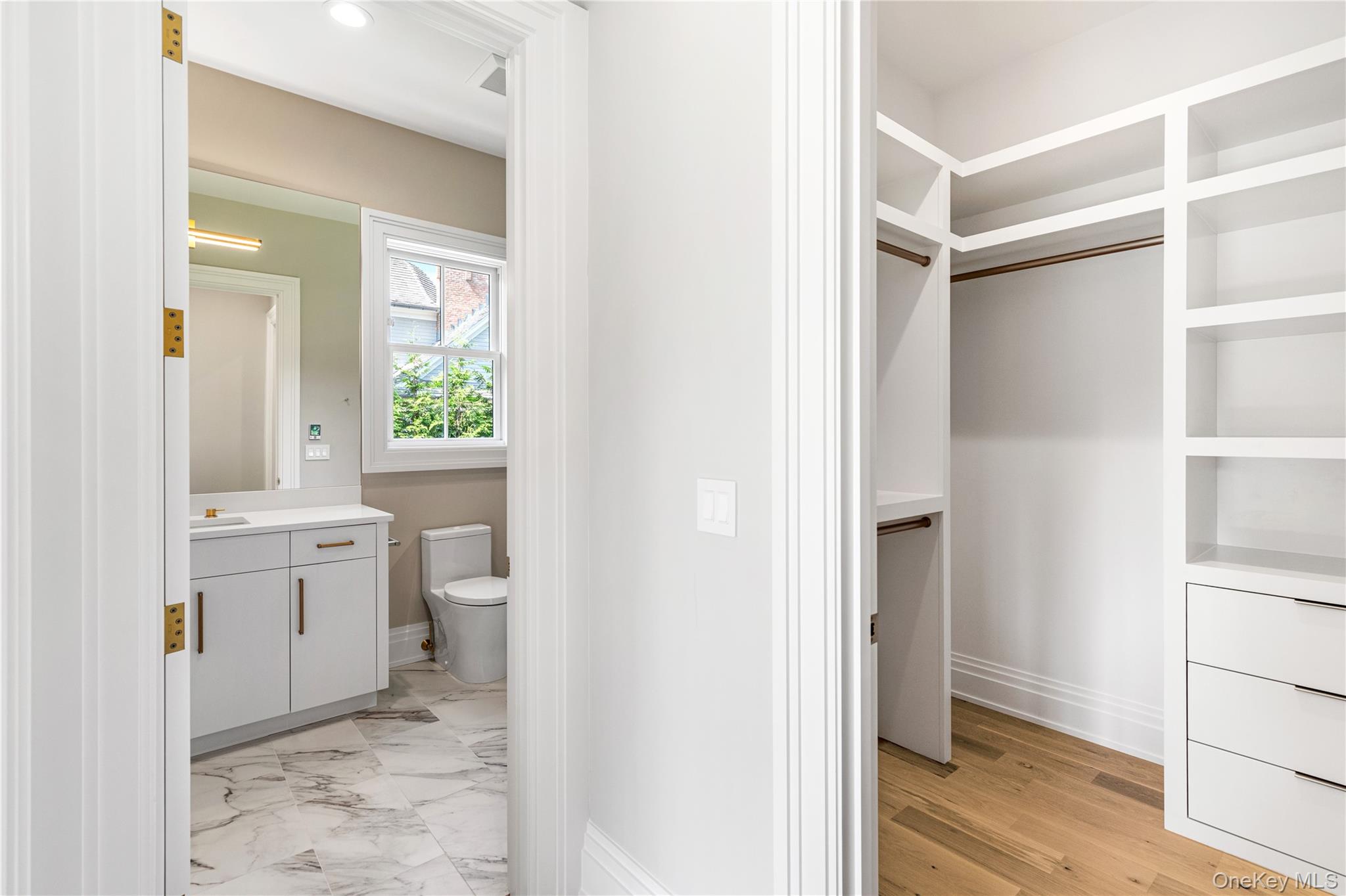 21 Cedar Lane, Remsenburg, NY 11960