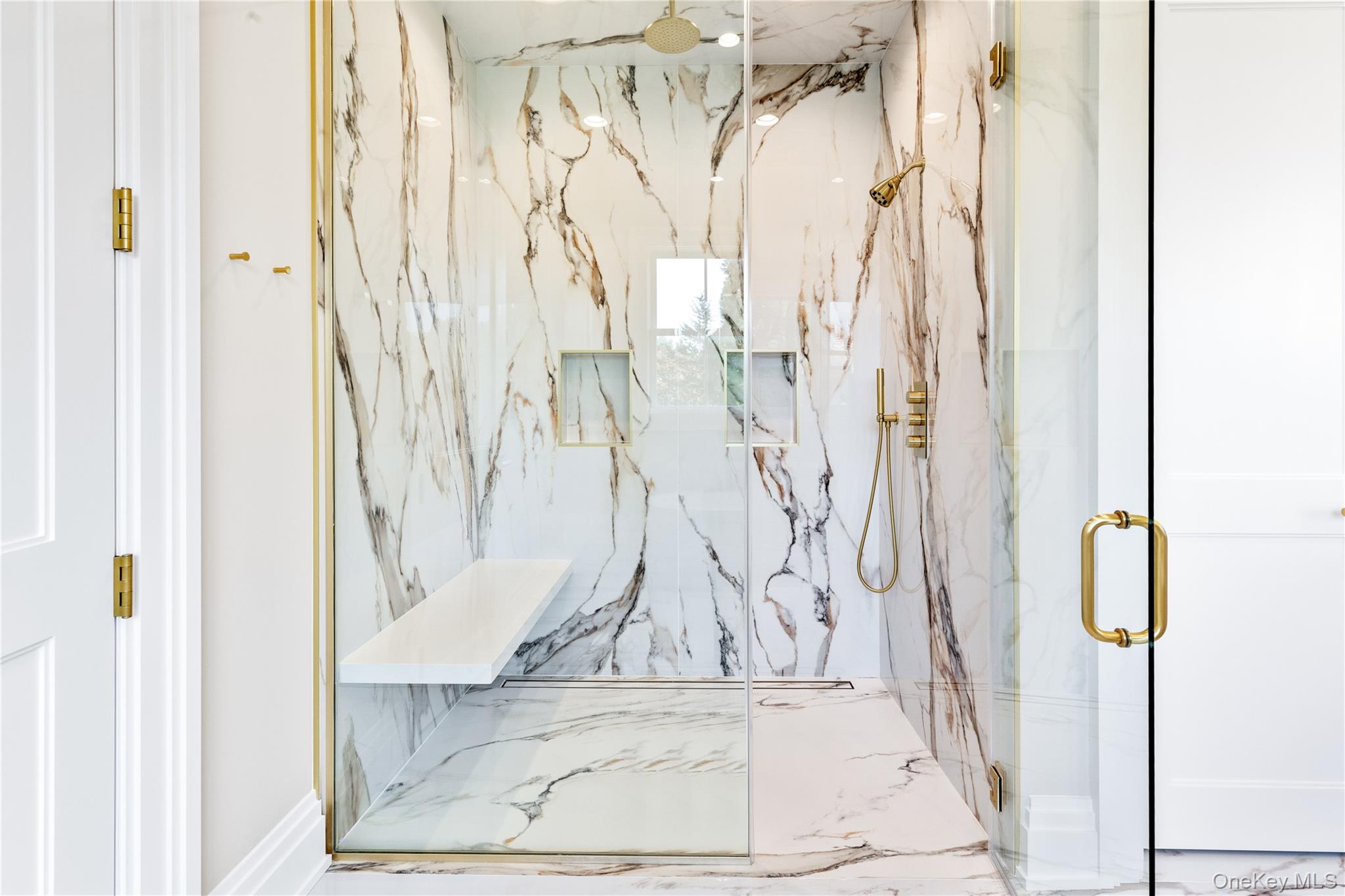 21 Cedar Lane, Remsenburg, NY 11960