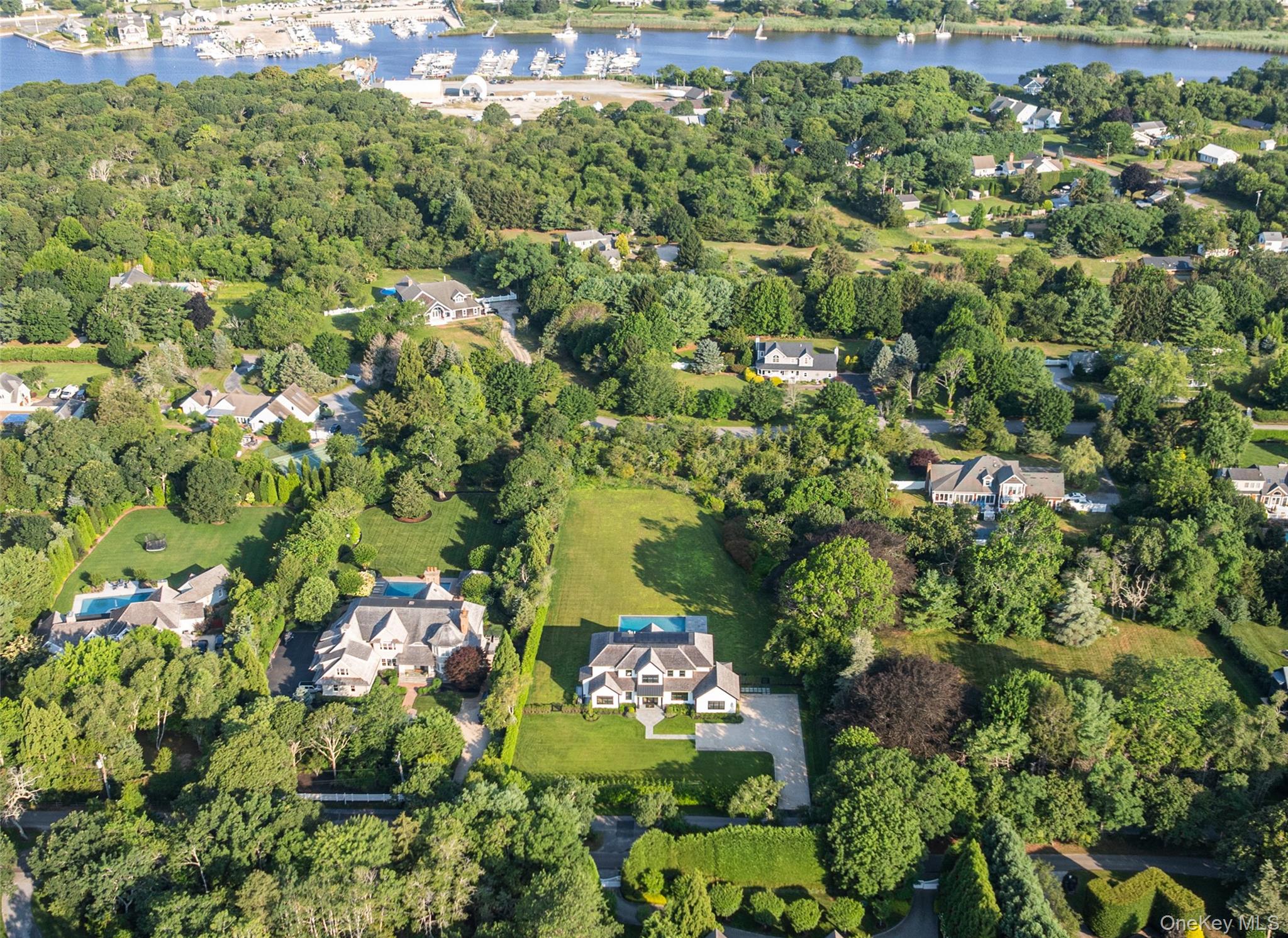 21 Cedar Lane, Remsenburg, NY 11960