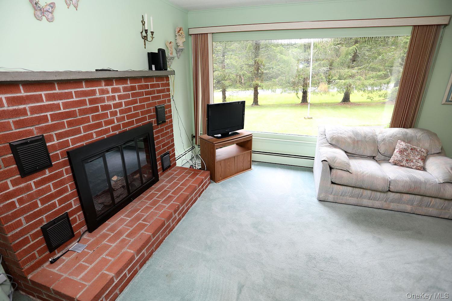 9568 State Route 97, Callicoon, NY 12723