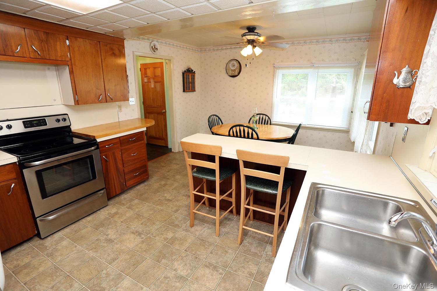 9568 State Route 97, Callicoon, NY 12723