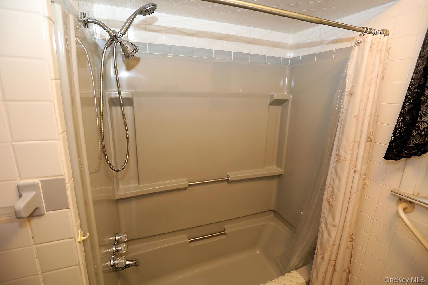 9568 State Route 97, Callicoon, NY 12723