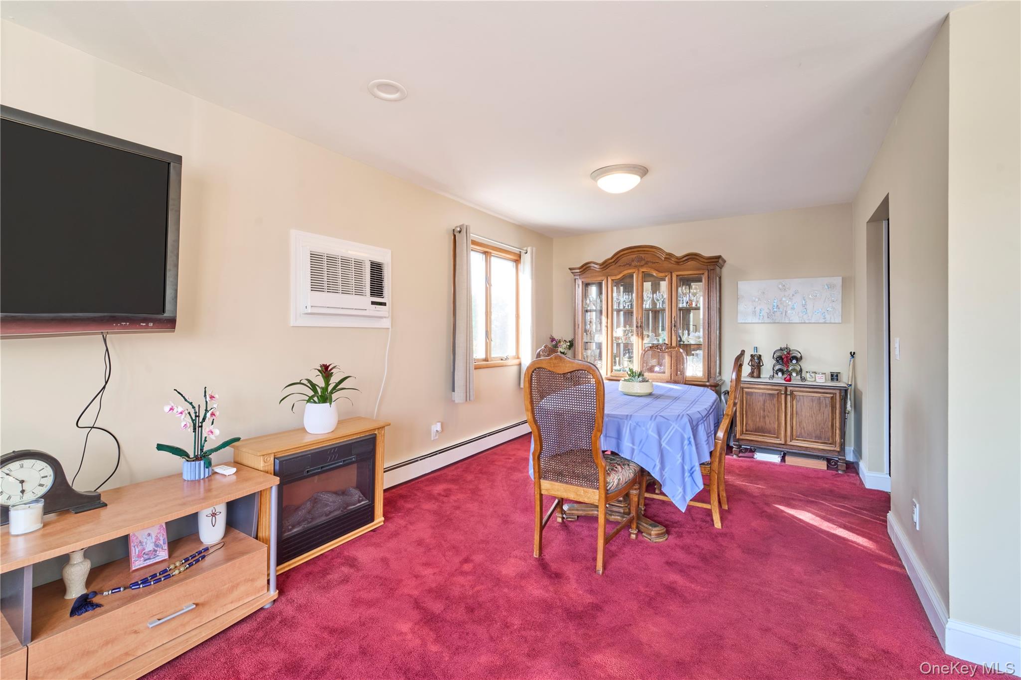 17 Sheridan Road, Babylon, NY 11702