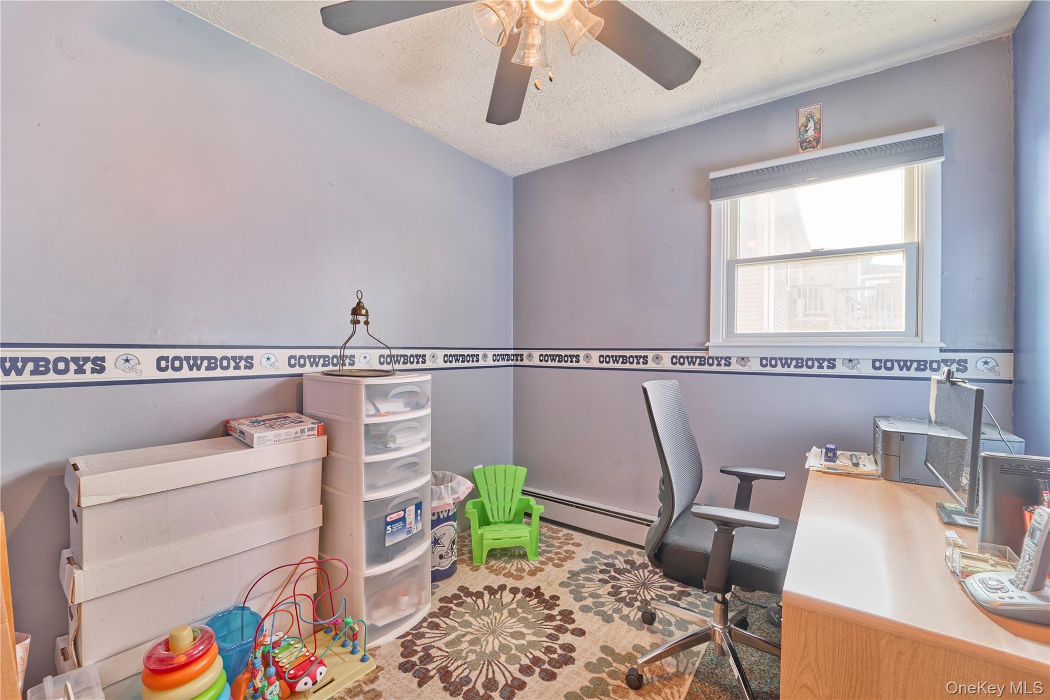 17 Sheridan Road, Babylon, NY 11702