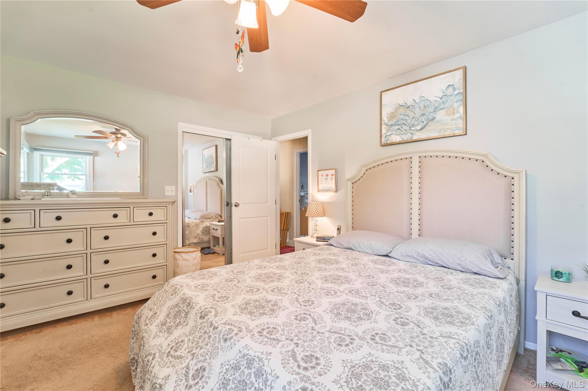 17 Sheridan Road, Babylon, NY 11702