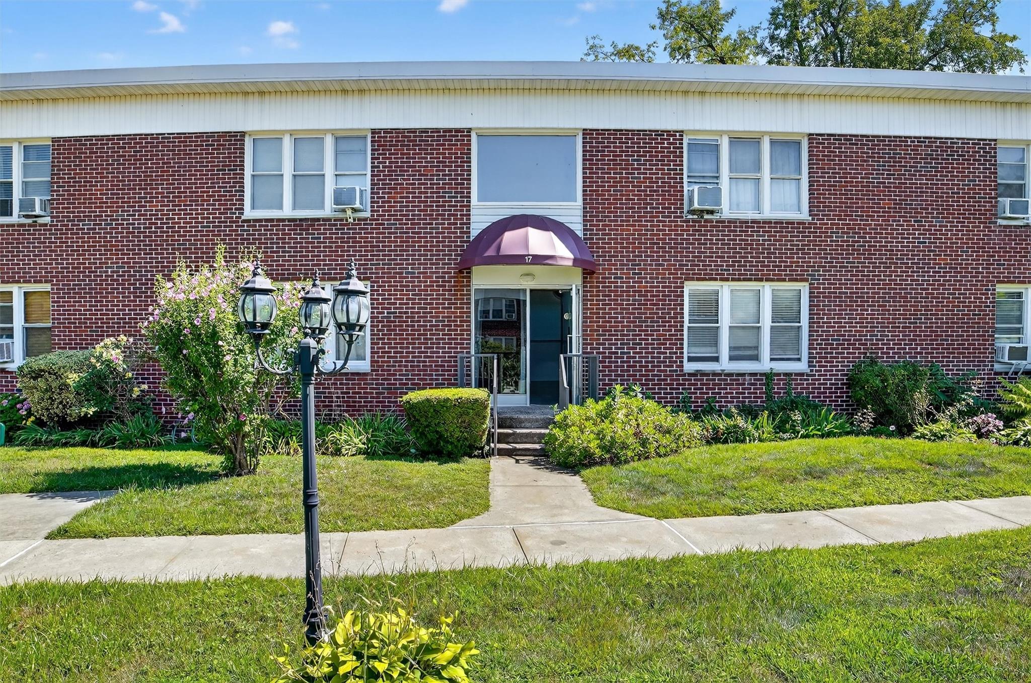 17 Winchester Avenue # 1B, Yonkers, NY 10710