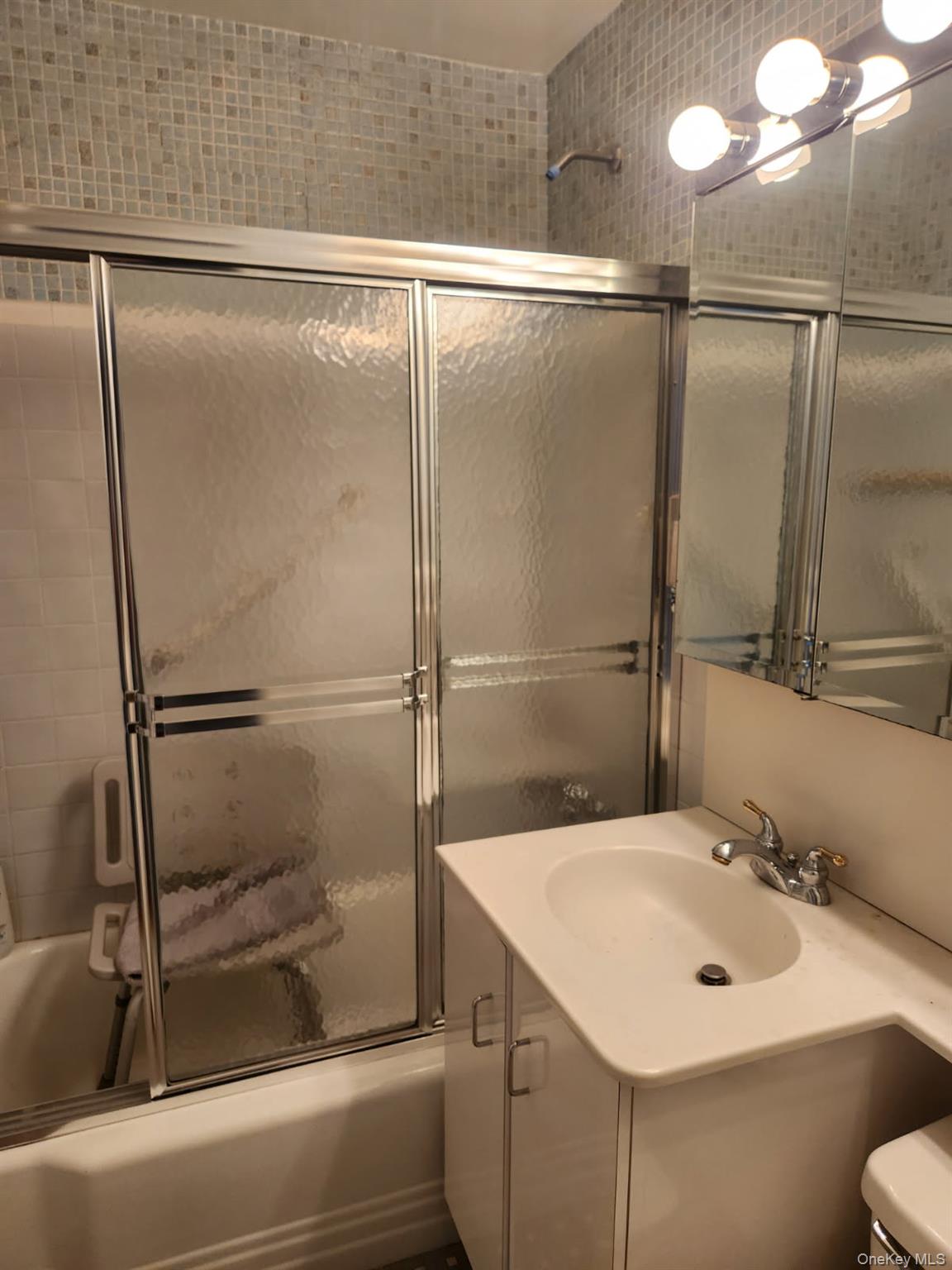 80 Knolls Crescent # 8M, Bronx, NY 10463