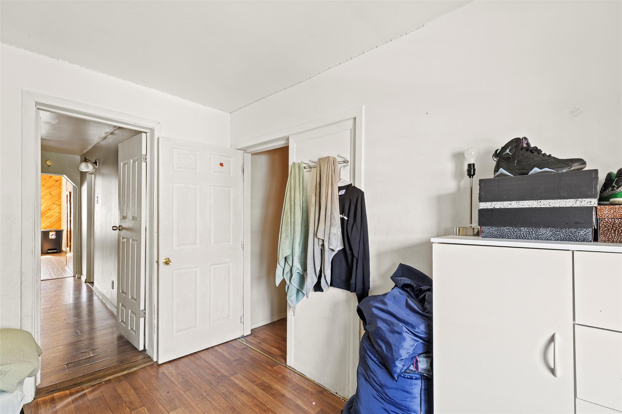 976 Sackett Avenue, Bronx, NY 10462