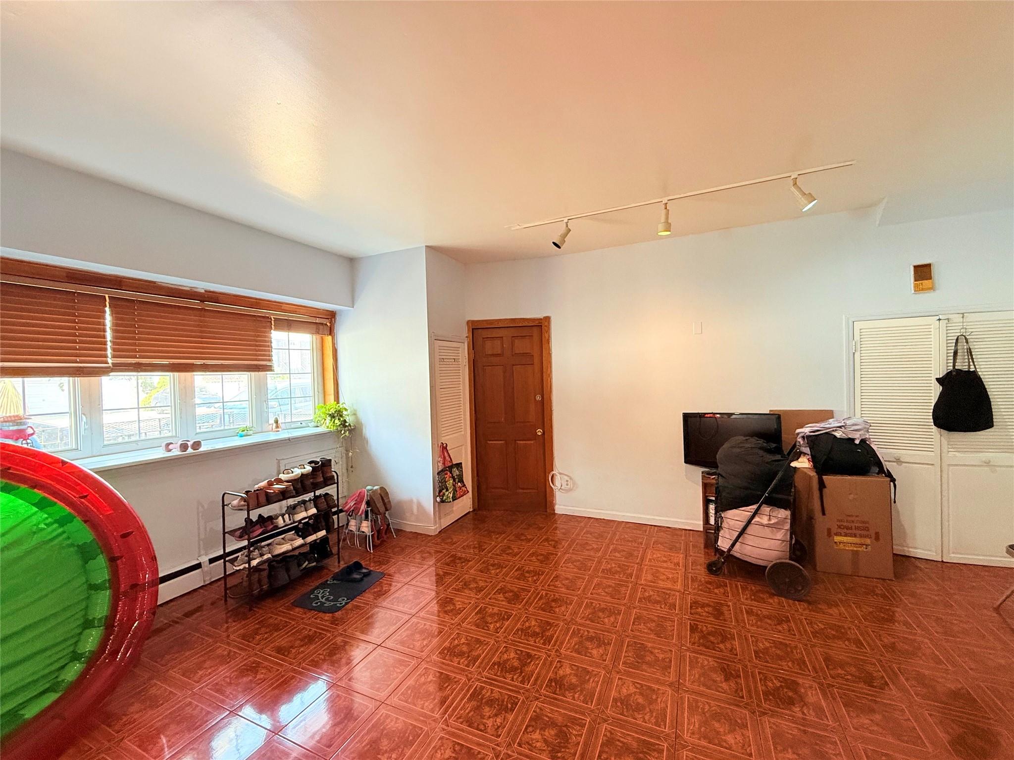 976 Sackett Avenue, Bronx, NY 10462