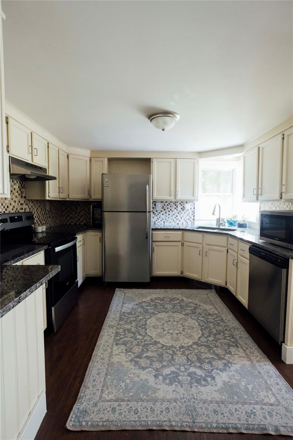 2 Locust Street, Chatham, NY 12037