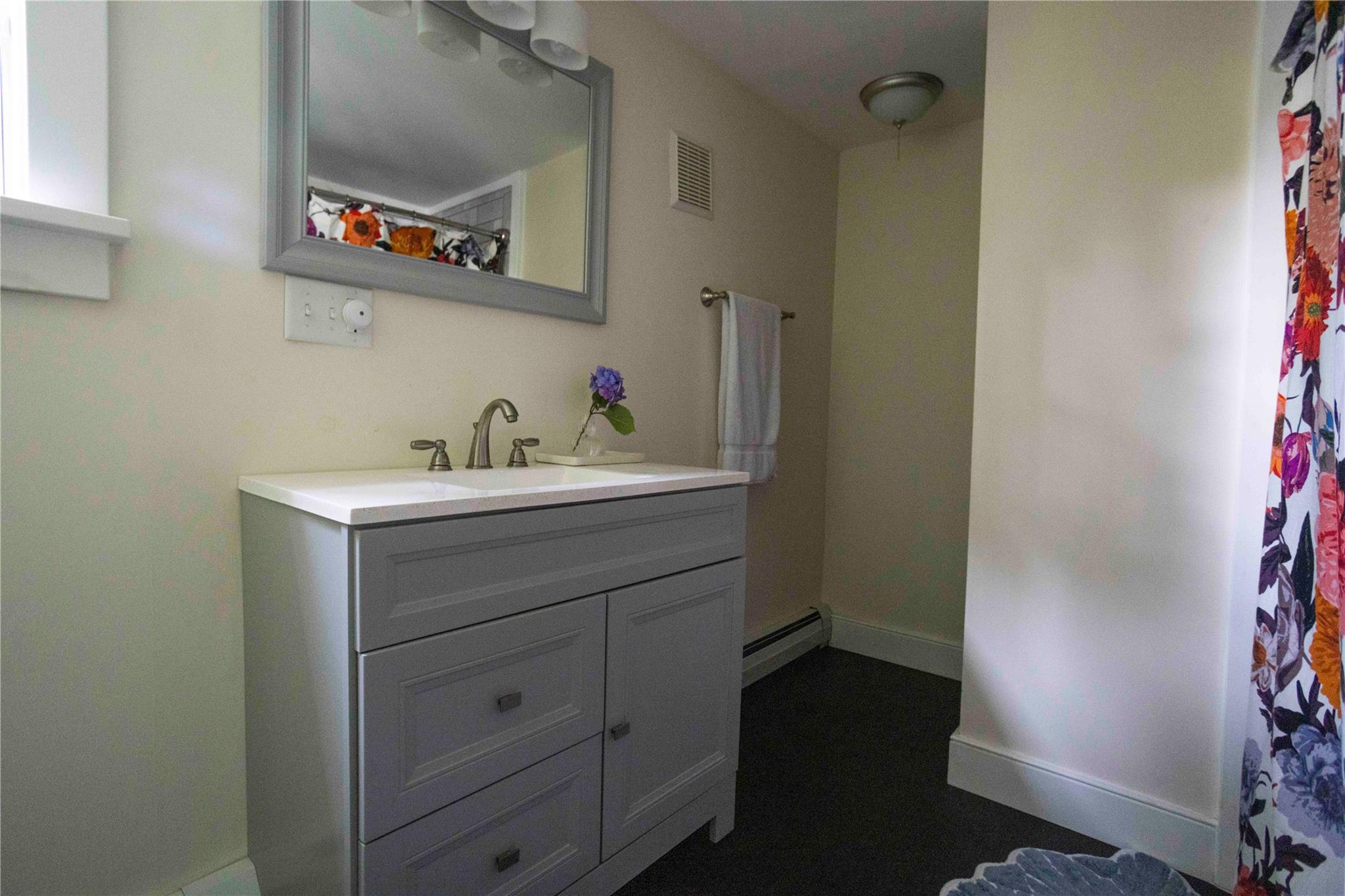 2 Locust Street, Chatham, NY 12037