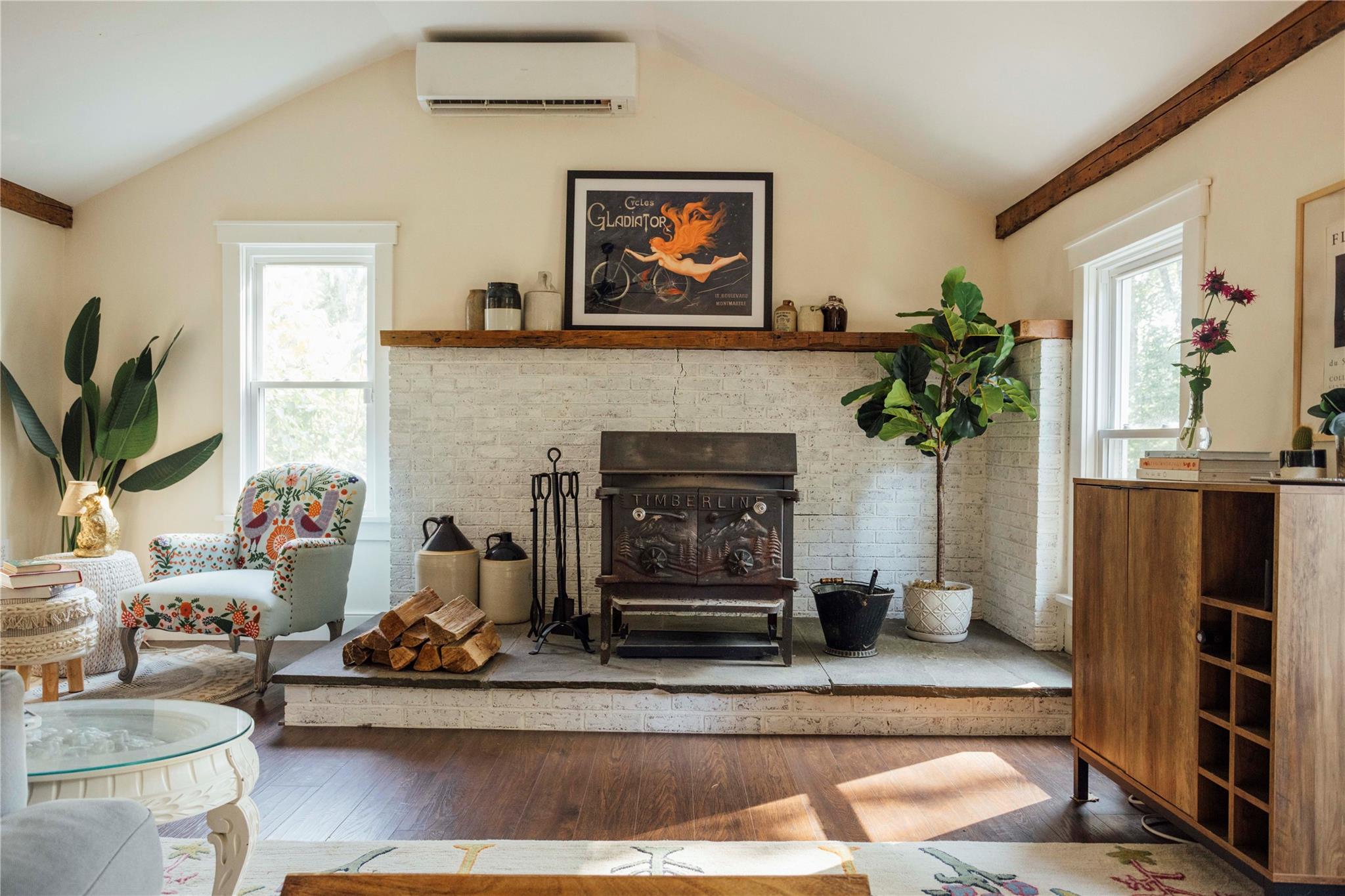 2 Locust Street, Chatham, NY 12037