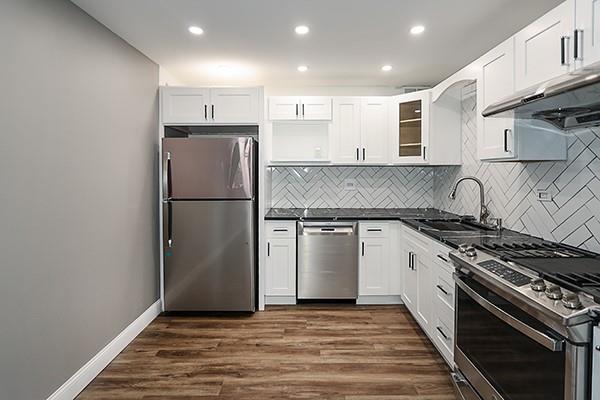 2 Bay Club Drive # 1Z3, Bayside, NY 11360