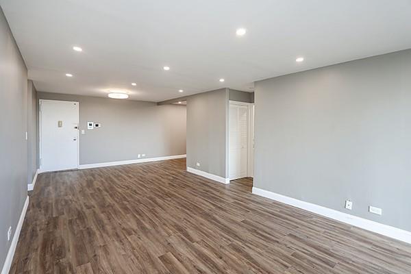 2 Bay Club Drive # 1Z3, Bayside, NY 11360