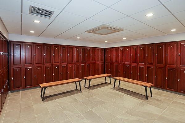 2 Bay Club Drive # 1Z3, Bayside, NY 11360