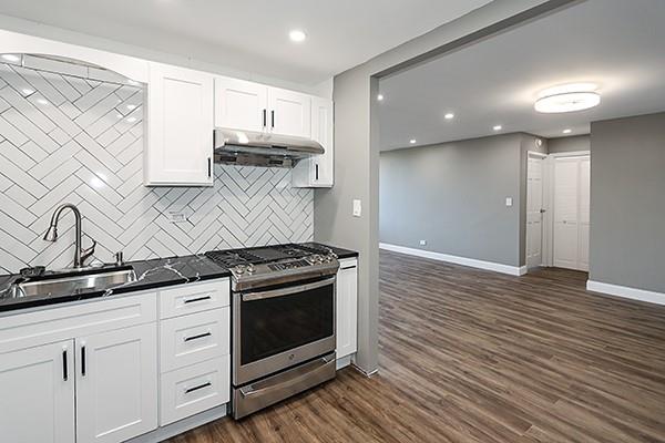 2 Bay Club Drive # 1Z3, Bayside, NY 11360