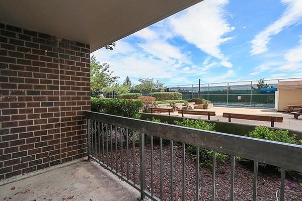 2 Bay Club Drive # 1Z3, Bayside, NY 11360