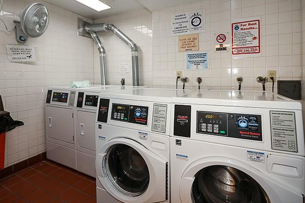 2 Bay Club Drive # 1Z3, Bayside, NY 11360