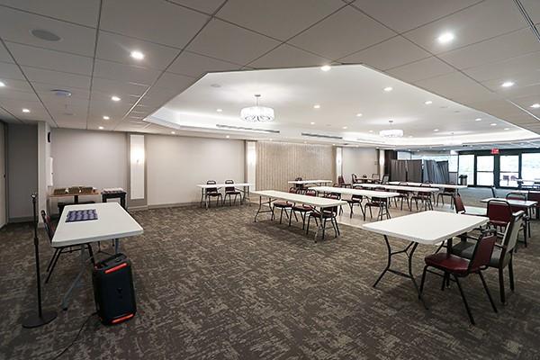 2 Bay Club Drive # 1Z3, Bayside, NY 11360