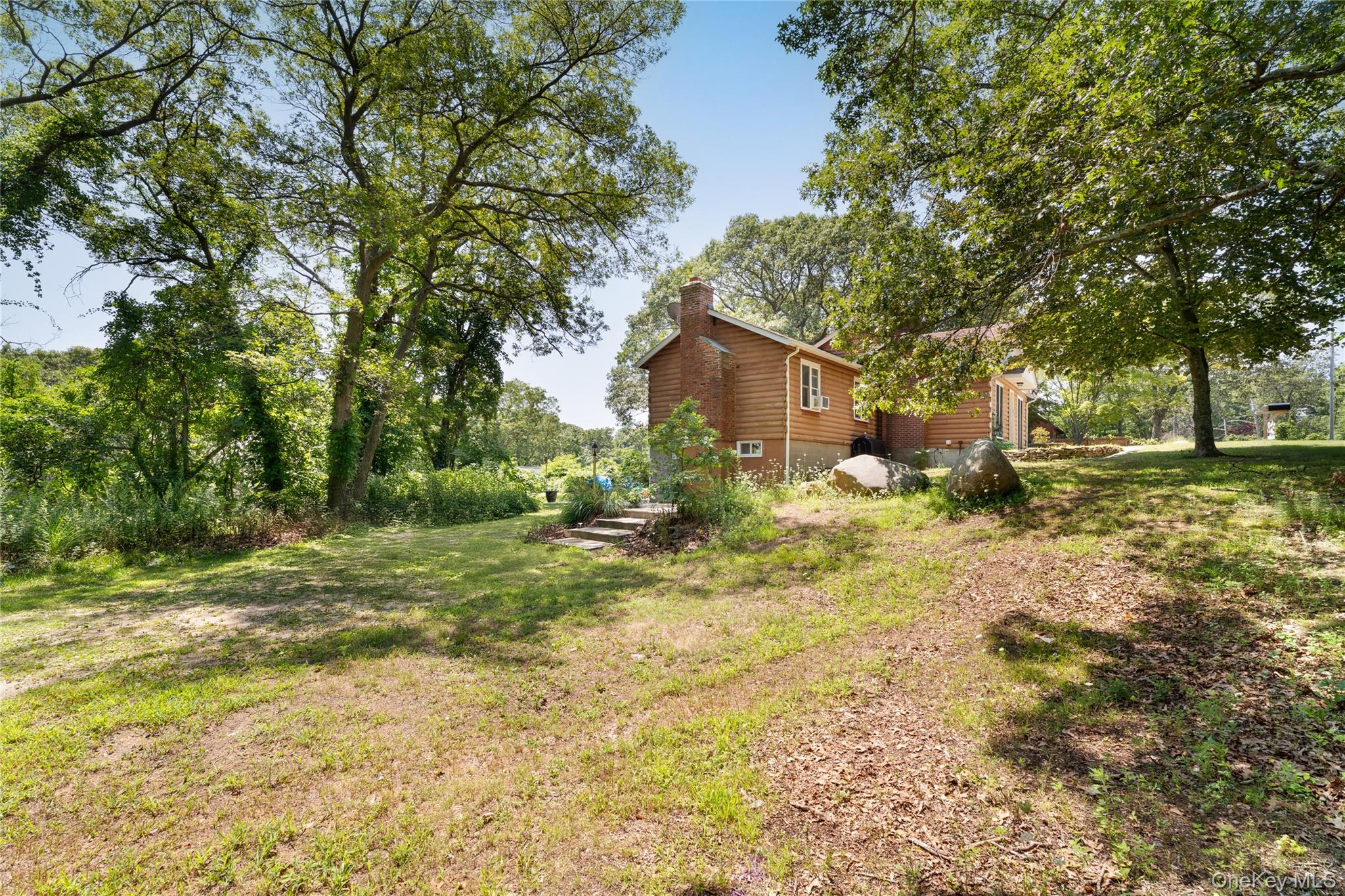 40 Garden Road, Rocky Point, NY 11778