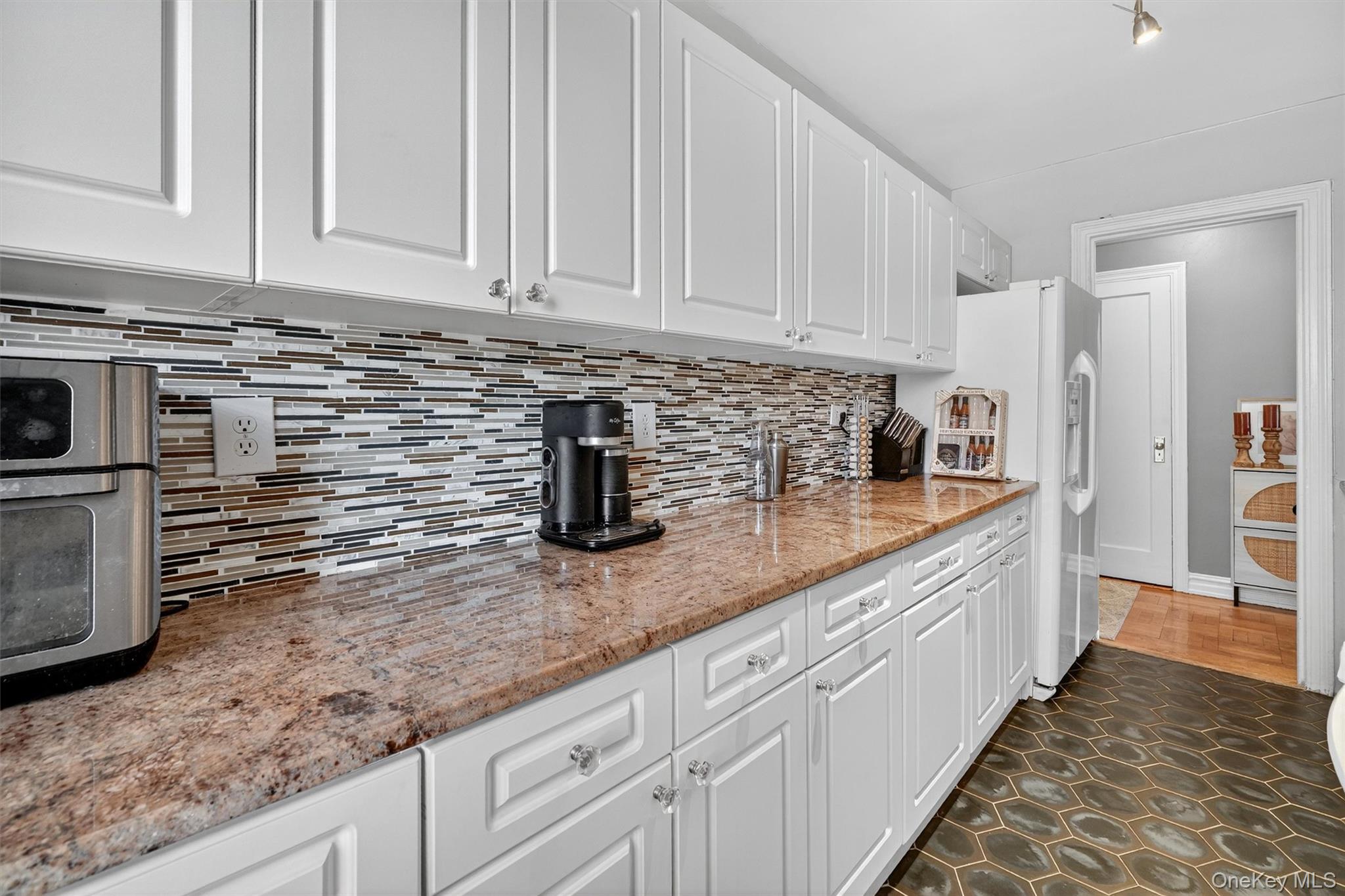 474 W 238th Street # 6A, Bronx, NY 10463