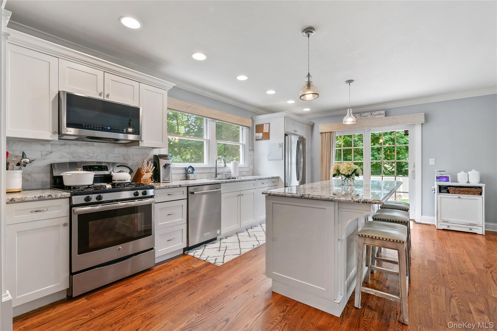 10 Northwood Circle, Huntington, NY 11743