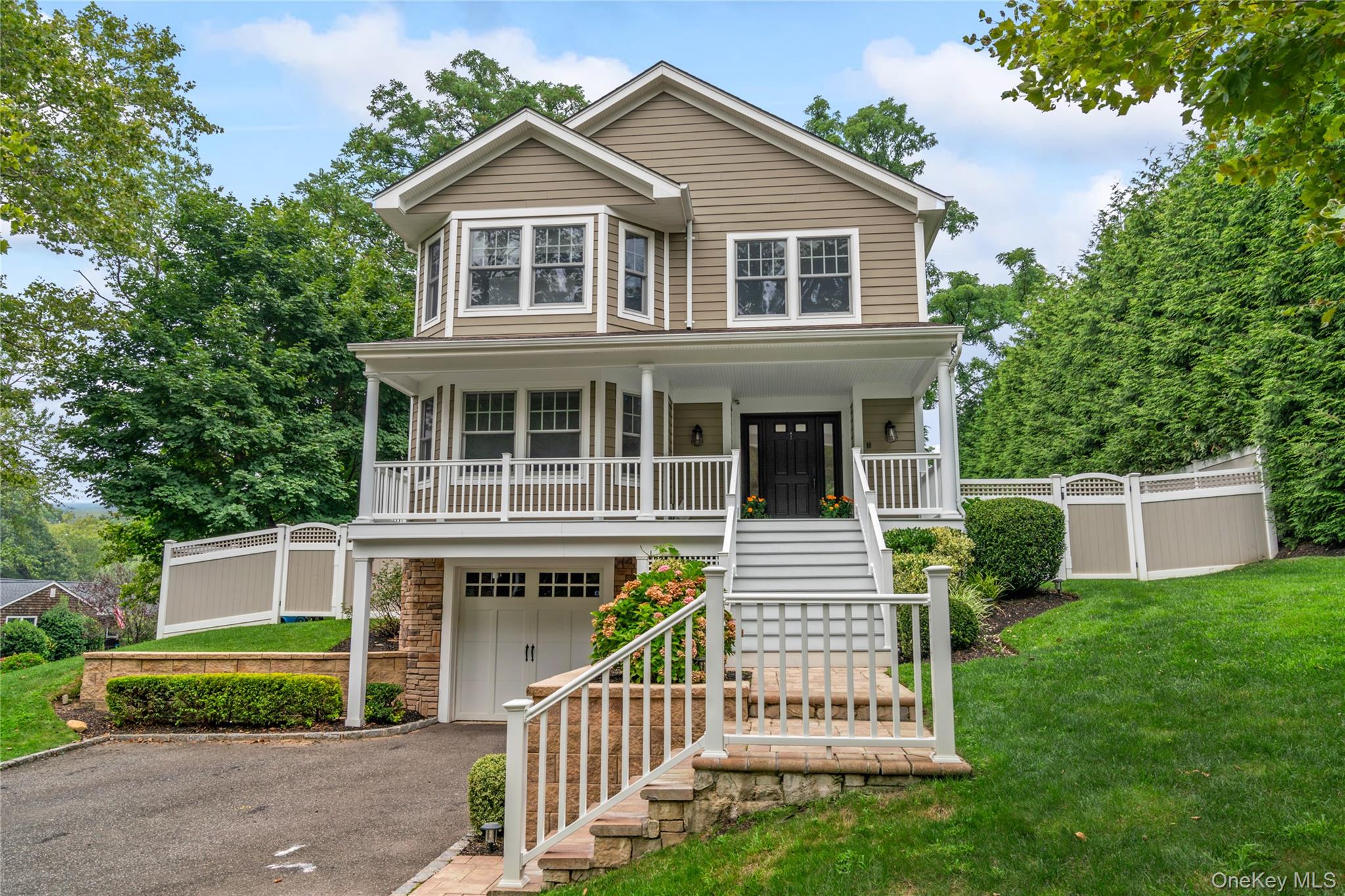 10 Northwood Circle, Huntington, NY 11743