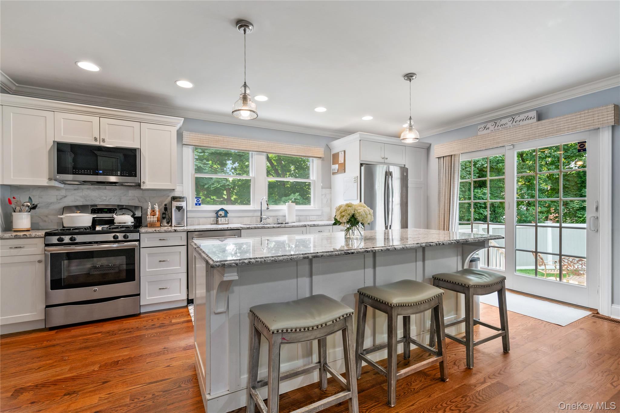 10 Northwood Circle, Huntington, NY 11743