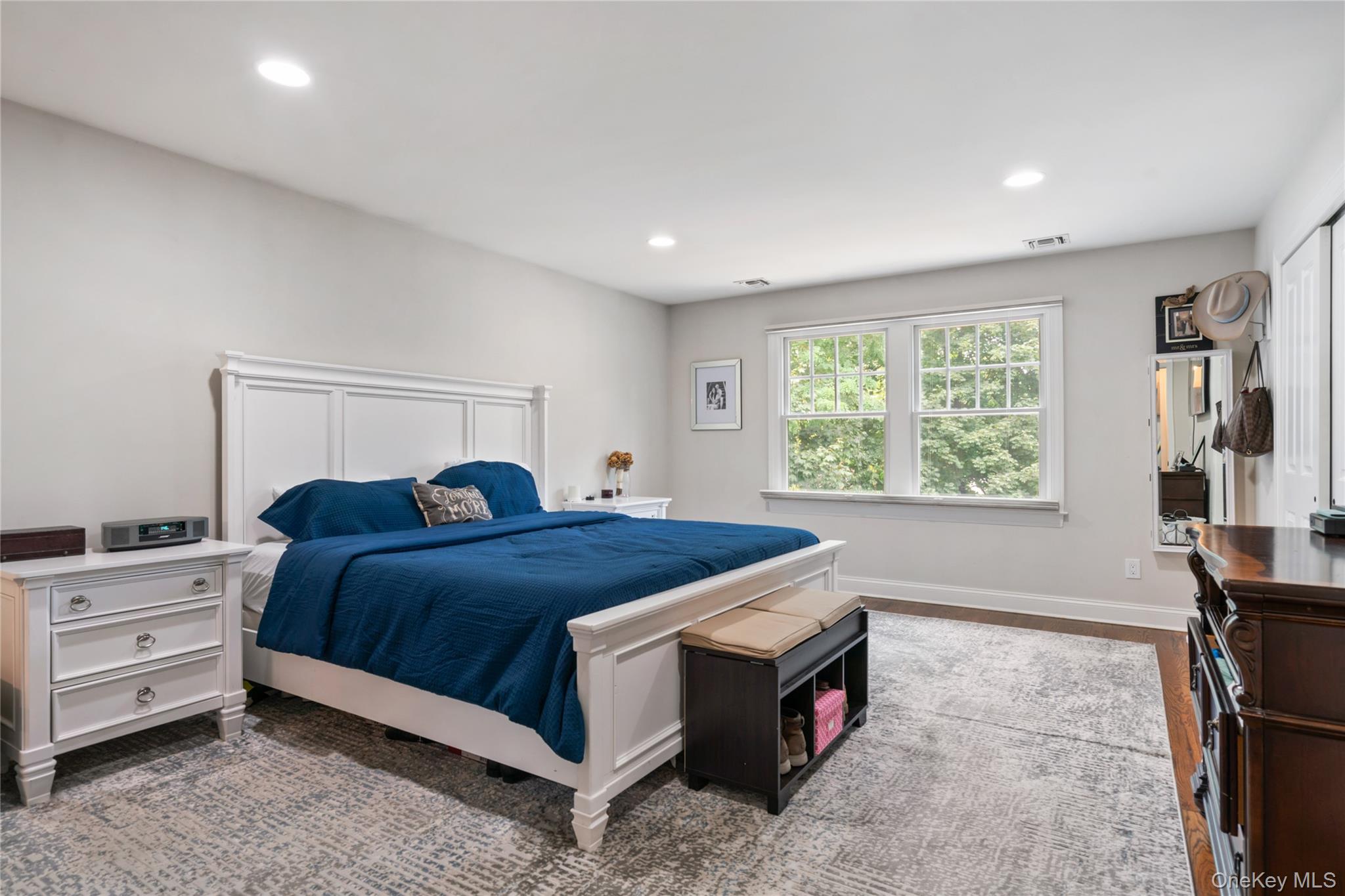 10 Northwood Circle, Huntington, NY 11743