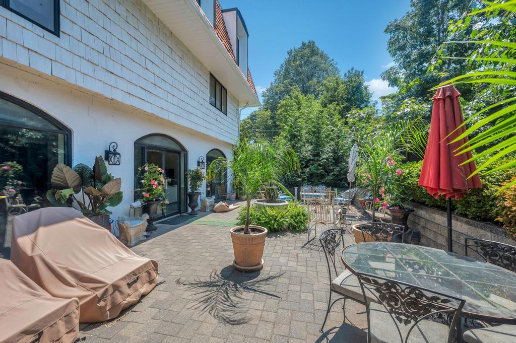 129 Shore Drive, Sound Beach, NY 11789